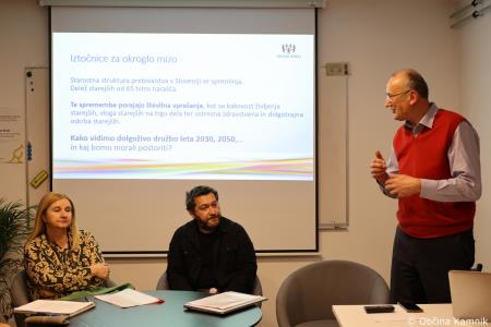 Izzivi dolgožive družbe (24)